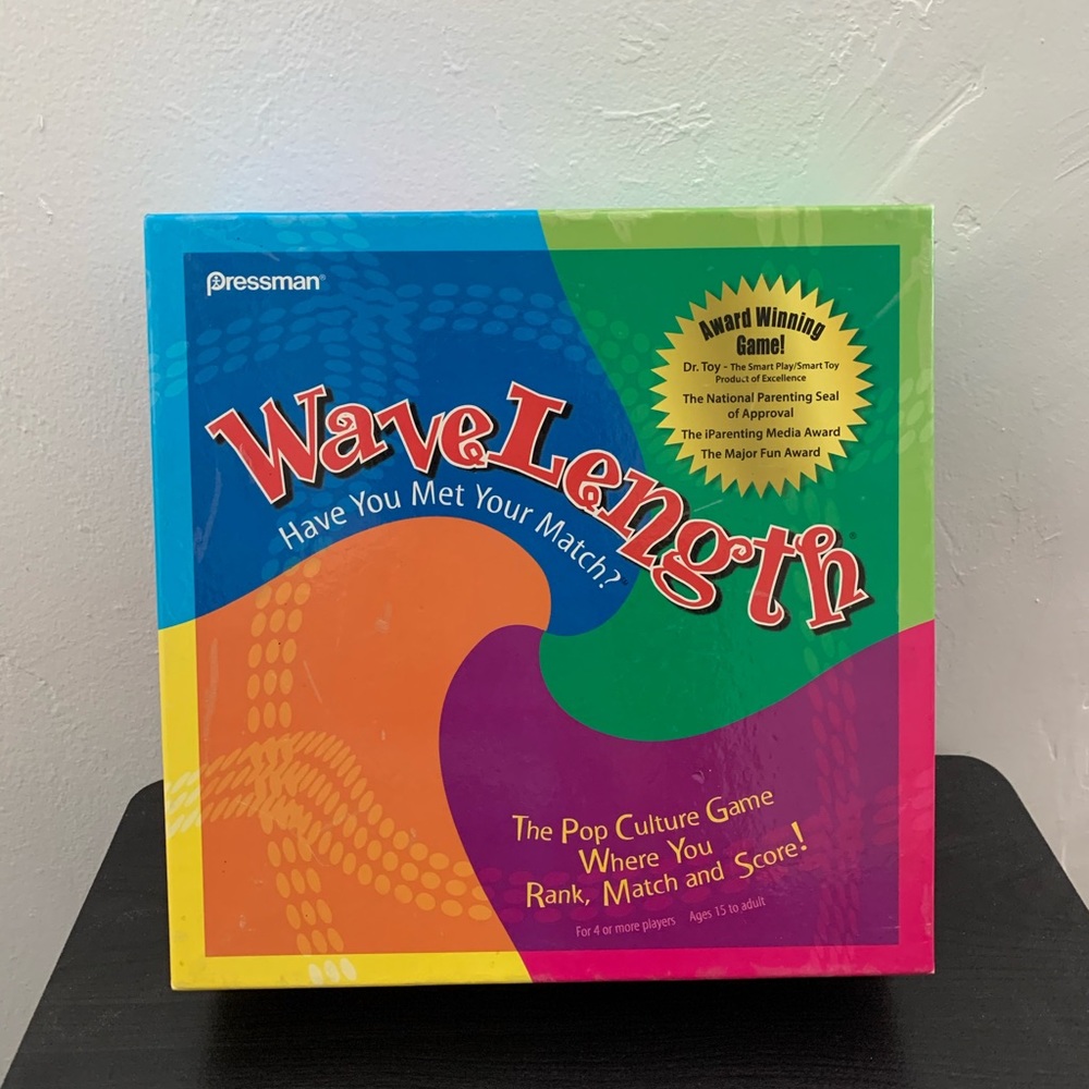 Wavelength COMPLETE by Pressman 2010 Board Game